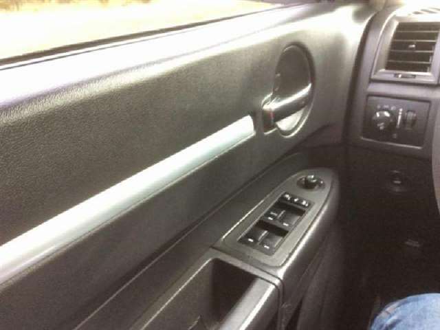 2010 Dodge Charger SXT 4DR Sedan